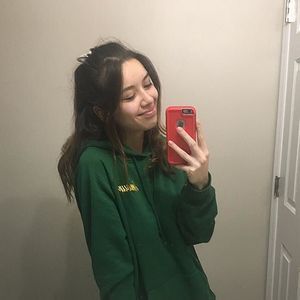 Meet your Posher, Mandy